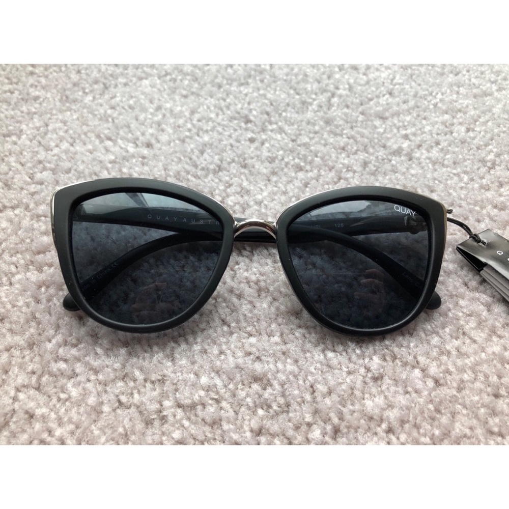 QUAY Australia Sunnies